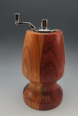 Pepper Mill, Medium