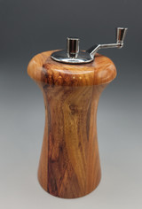 Pepper Mill, Medium