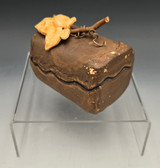 125 - Small sq. box leaf/twig