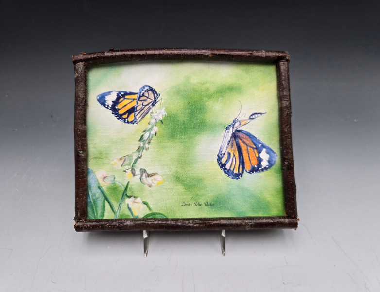 624 2 Monarchs