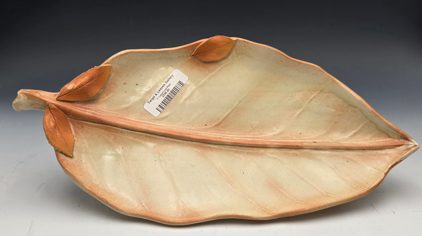 7 - Large Leaf Plate