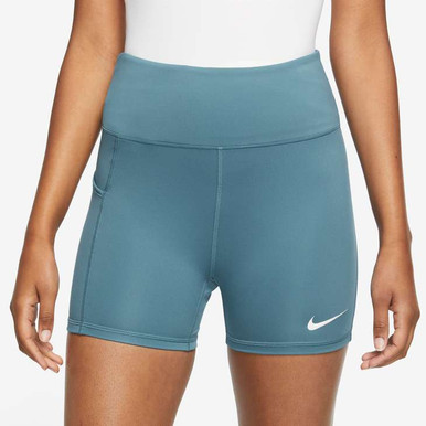 Nike Women Shorty 4