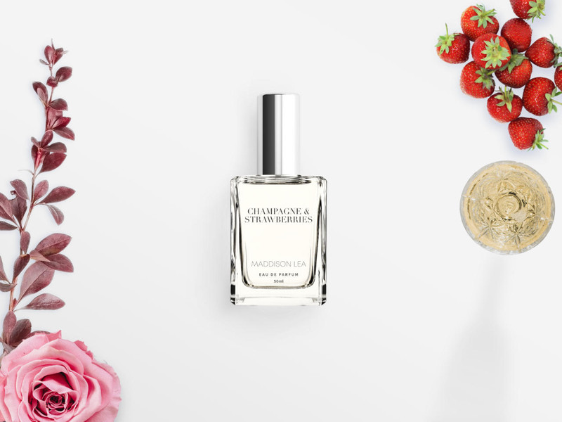 This luxury Eau de Parfum is a romantic fragrance that combines ripe strawberries and raspberries with the euphoric notes of a freshly poured glass of champagne. This luxury Eau de Parfum is a romantic fragrance that combines ripe strawberries and raspberries with the euphoric notes of a freshly poured glass of champagne.