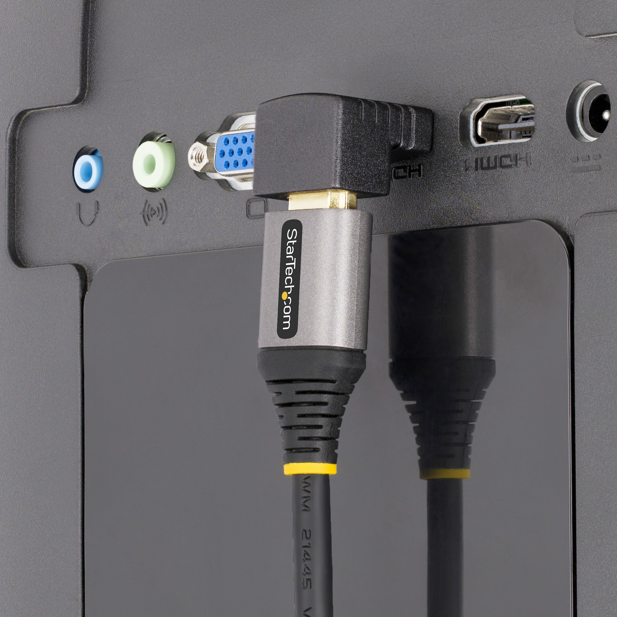 DOWN Angle HDMI 2.0 Adapter, MALE to Female, Vertical 90-Degree Angled HDMI PORT HDMI2HDMIMFDN
