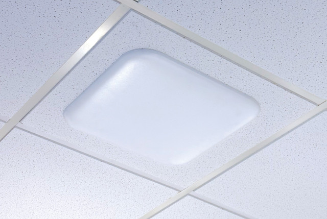 Spring-Attached Retrofit TRIM for Oberon Model 1440, 1442, 1443, & 1444 Series P 37-144X-COAP9120