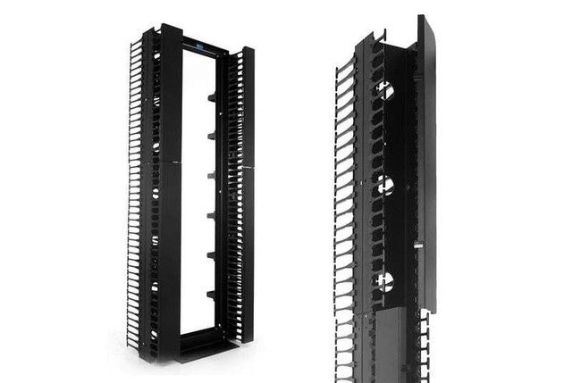 Double-Sided Global Vertical Cabling Section 14831-E03