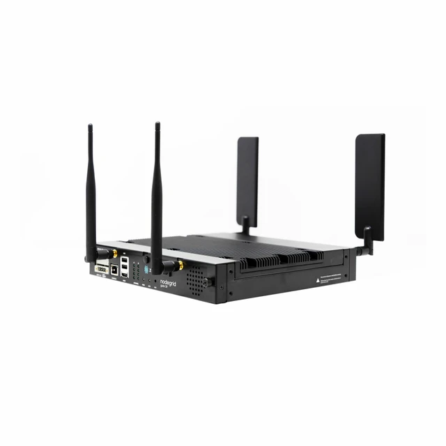 ZPE Nodegrid Gate SR, 8x RJ45 Serial rolled, 11x ETH, (5 GbE, 4x PoE+, 2 SFP+), 4-Core Intel 64bit CPU, 8GB DDR4, 32GB SLC, 4G LTE (CAT12), Wi-Fi 5 (866Mbps 2x2 dual stream 802.11ac), Disk2: 128GB