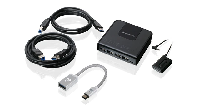 iogear GUS432CA1KIT KVM switch Black