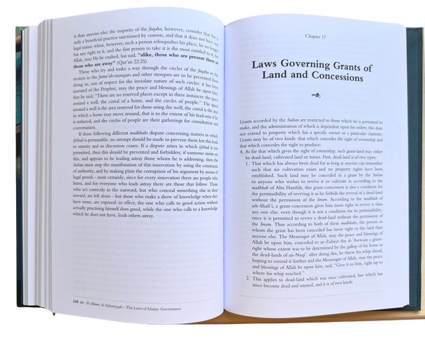 Al-Ahkam As-Sultaniyyah: The Laws of Islamic Governance (25167)