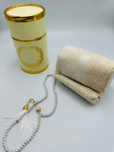 gift box (elegant prayer mat with tasbeeh)