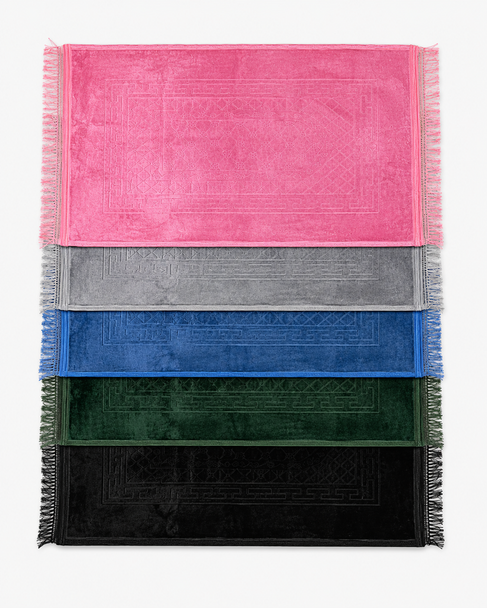 Paded Velvet Prayer Mats (Non Slip) Size (80x120cm)