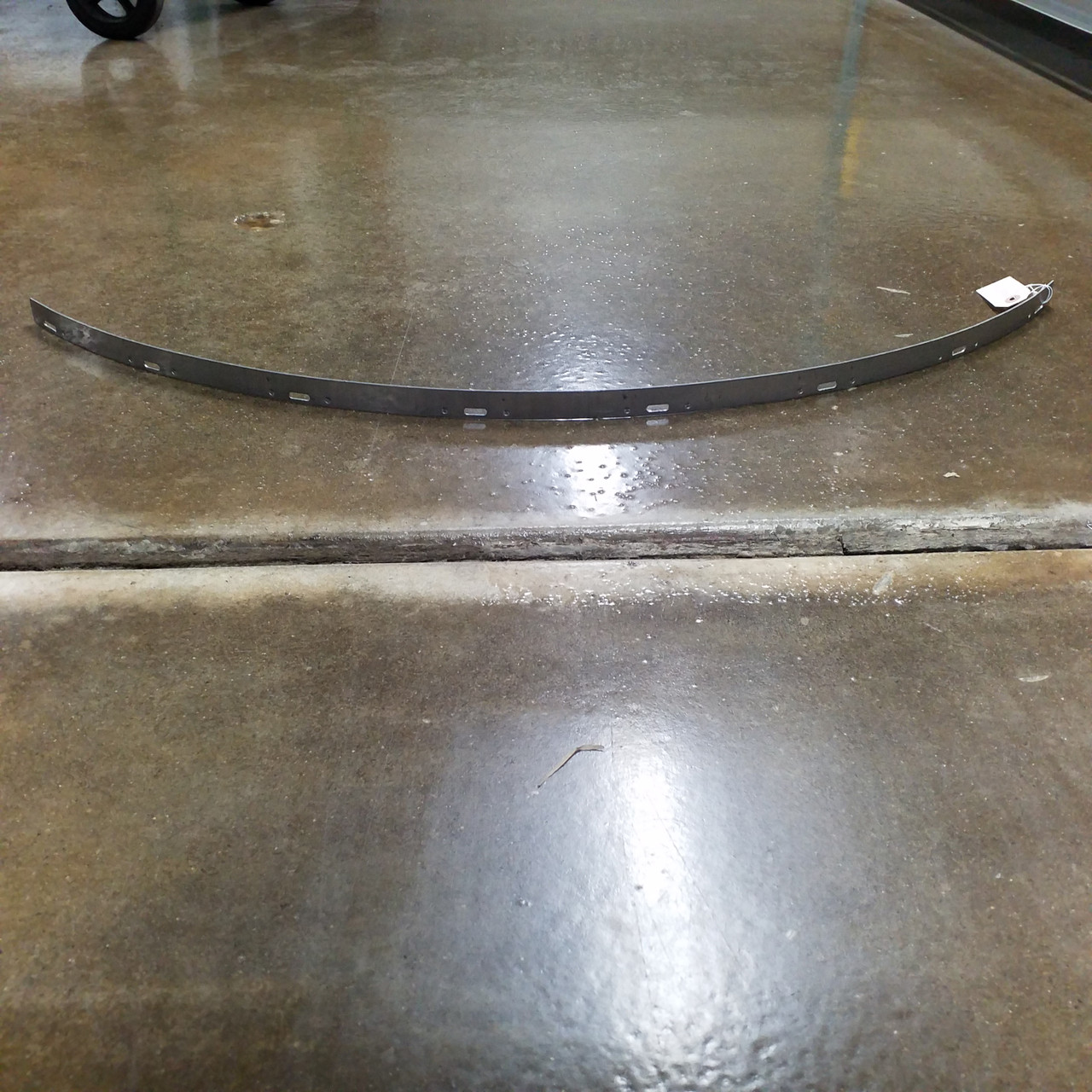 TOMCAT 28-7160 38 inch rear squeegee band – Ships Fast from Our