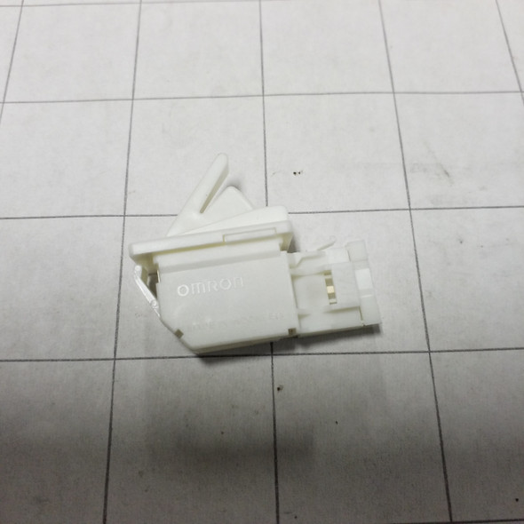 8.632-768.0 - Interlock switch 273-5414