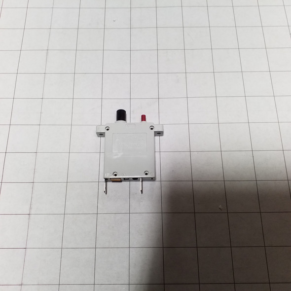 15195 - 15amp circuit breaker 183-0899