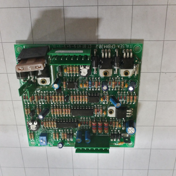  - Electronic card 181-0957