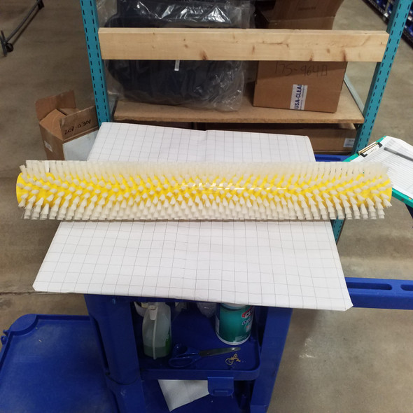 32-521N - 32 inch Nylon scrubbing brush - CYLINDRICAL 202-0301