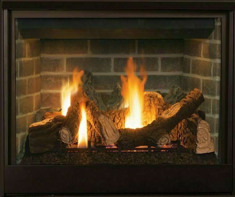 Superior Drt 2033 33 Direct Vent Gas Fireplace W/ Logs