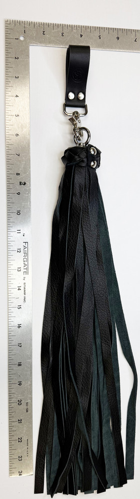 Finger Flogger Black-Green on Ruler