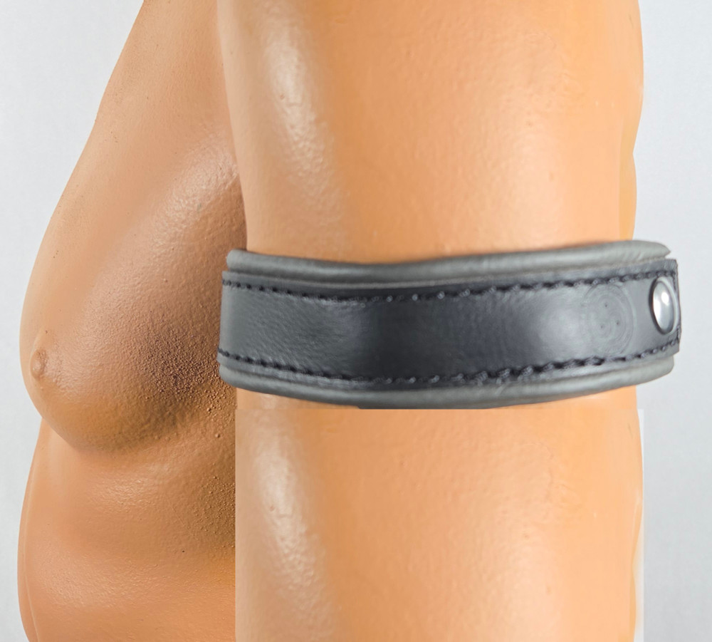 Adjustable Arm Band - Black on Gray
