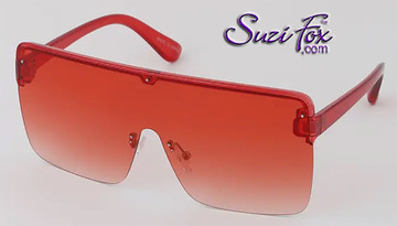 Top rim sunglasses
2.6 x 5.8" Approx
Color: Red