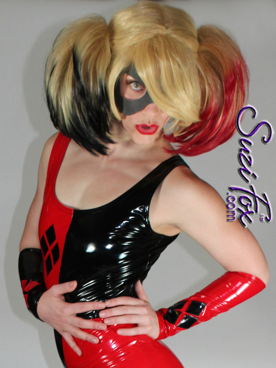 Harley Quinn Fingerless Gloves/Armguards shown in Black & Red Gloss Vinyl/PVC by Suzi Fox.
Give us your bicep and wrist measurements for a perfect fit!

Diamonds on each glove.
Popular fabrics are: red & black vinyl/PVC, red & black metallic foil, red & black wet look lycra Spandex.
Made in the U.S.A.