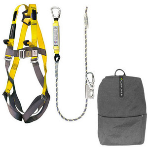 A high-quality Stainless Steel Harness Lanyard Combo Kit (915104) featuring a full-body harness with stainless steel fittings, a shock-absorbing lanyard, and quick-release buckles—designed for industrial and construction applications.