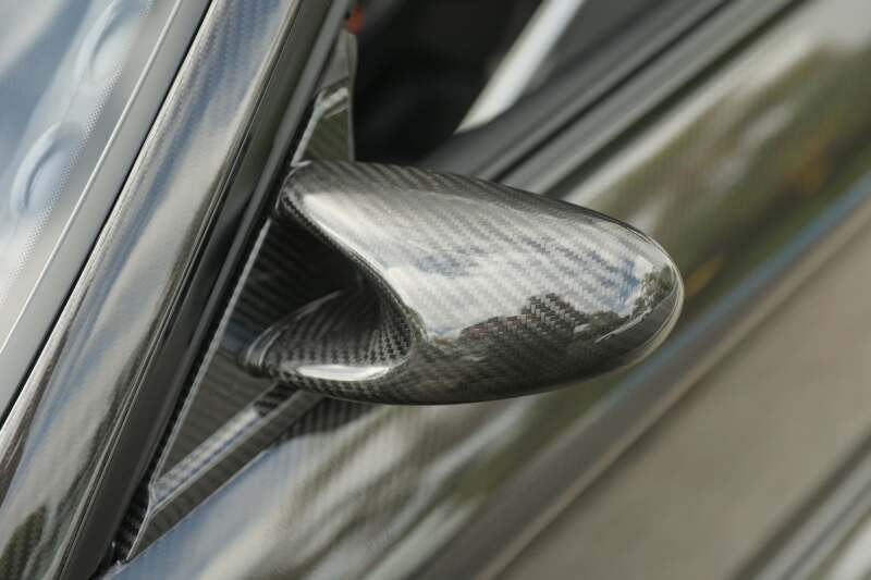 GReddy Garage 89-94 Nissan Skyline GT-R Carbon Side Mirror R32 Set - 44881102 Photo - Close Up