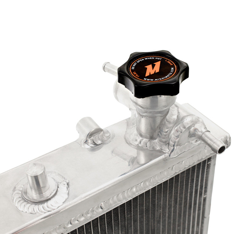 Mishimoto 14-17 Chevy SS Performance Aluminum Radiator - MMRAD-SS-14 User 3