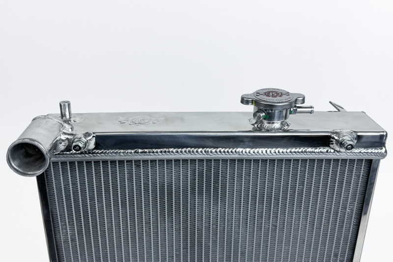 CSF 03-07 Mitsubishi Lancer EVO 7/8/9 1/2 Size Radiator - Polished - 7228 User 1