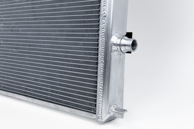 CSF BMW F9X X3M/X4M High-Performance Heat Exchanger and Transmission Cooler Module - 8331 Photo - Close Up