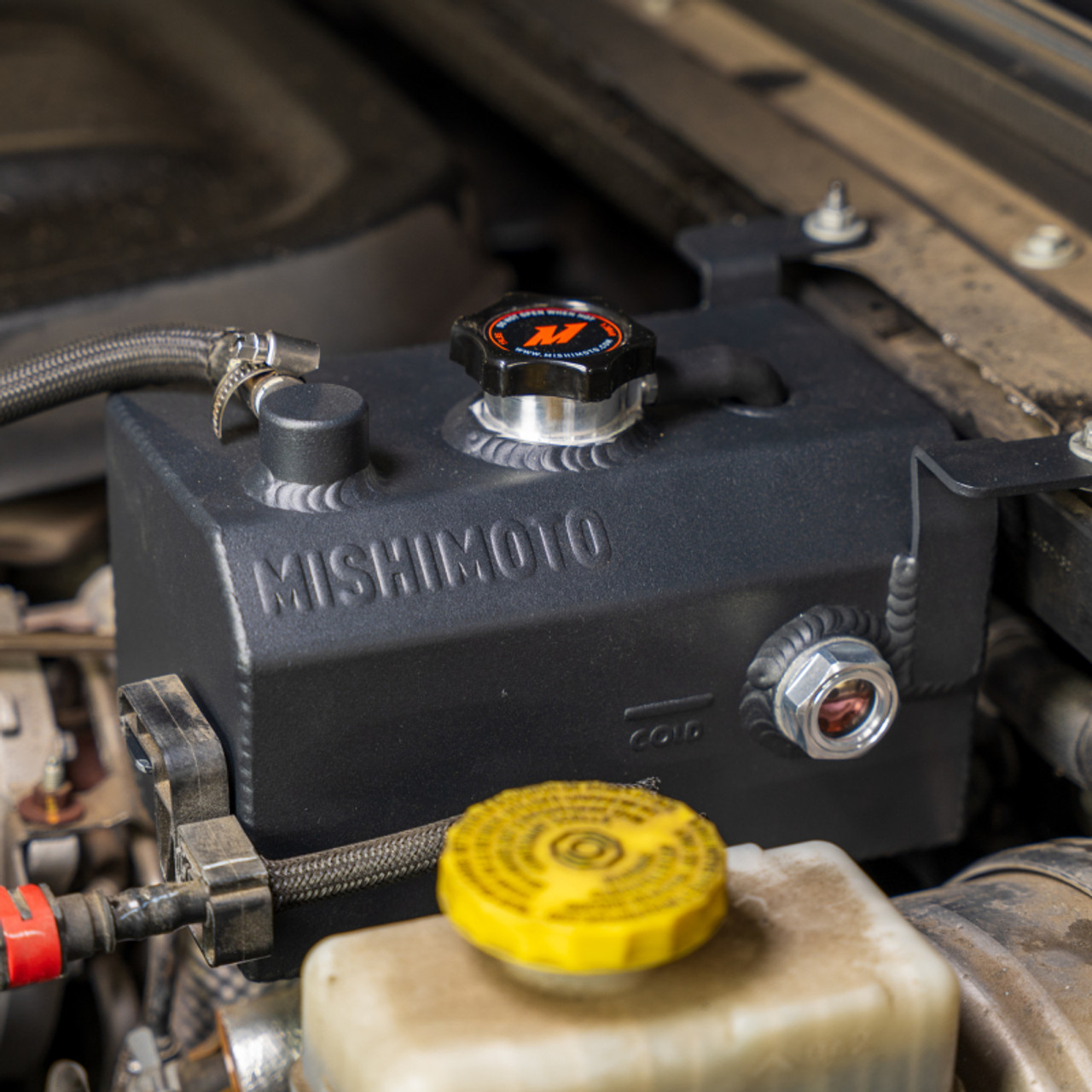 Mishimoto 18+ Jeep JL / 20+ JT (2.0L/3.6L/3.0L) Coolant Expansion Tank - MMRT-JL-18 User 1