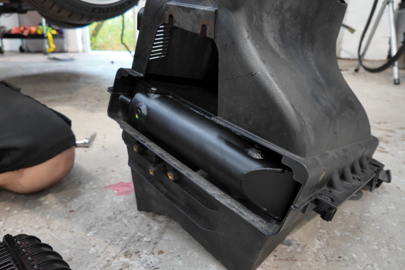 CSF McLaren MP4-12C / 650S / 675LT High Performance Heat Exchanger - 8213 Photo - Mounted