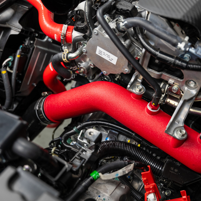 Mishimoto 2023+ Honda Civic Type-R Intercooler Kit w/Pipes - Silver Intercooler/Black Pipes - MMINT-CTR-23KSLBK User 1