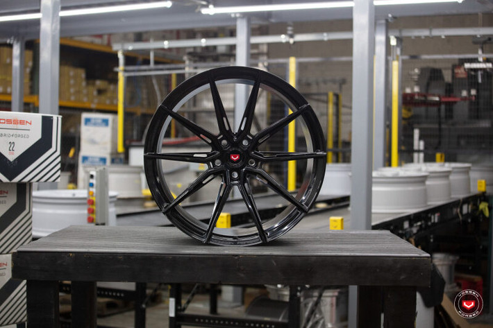 Vossen Forged Evo-2R - 20x11 - 5x120 - ET40 - GB - Gloss Black - C8 Stingray Fitment - Rear - EVO-2R-0B003 Photo - Primary