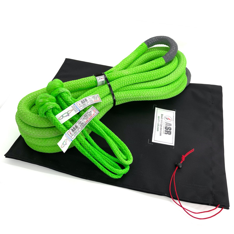 1 Ultimate Kinetic Recovery Rope + two 7/16 Soft Shackles + Premium Mesh  Bag