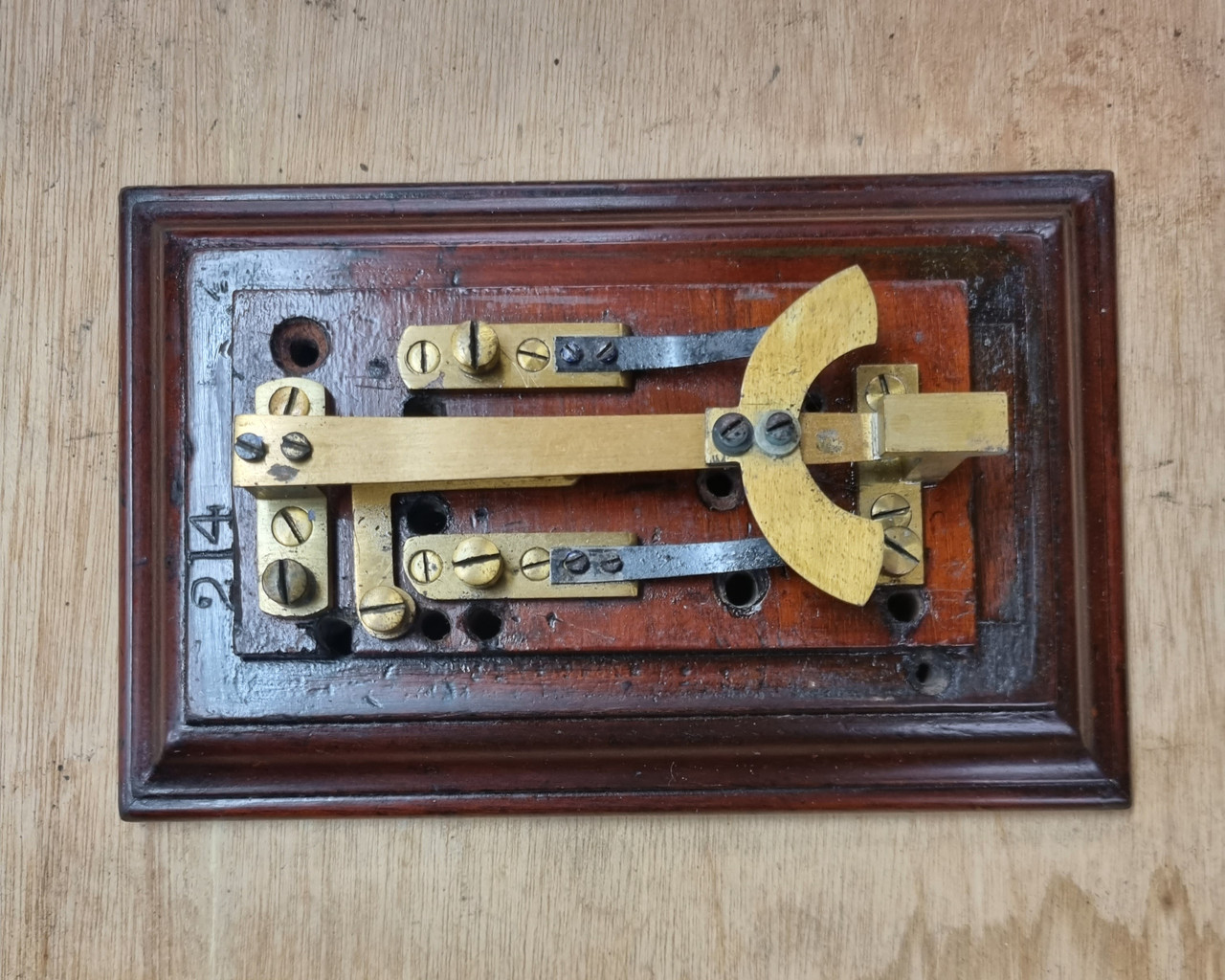 RA 7028 GREAT EASTERN RAILWAY  BLOCK BELL PLUNGER