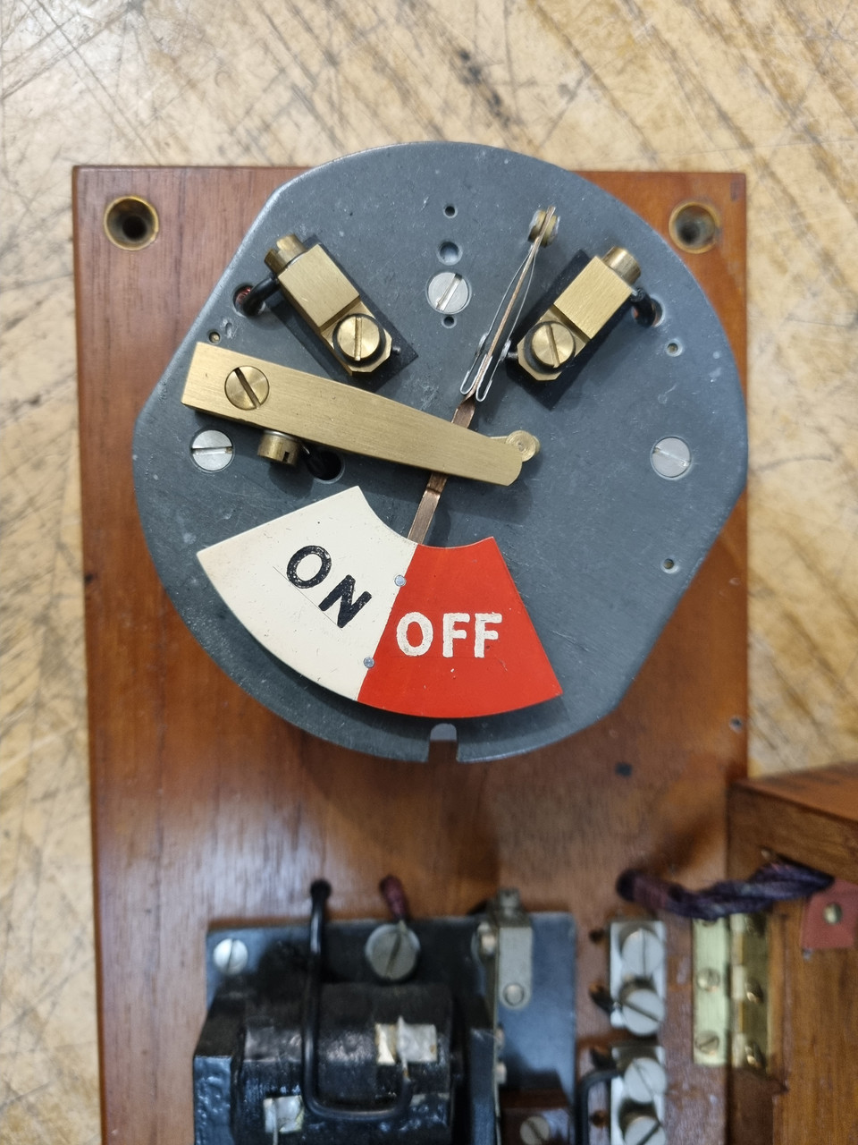 RA 7022  COMBINED POWER INDICATOR AND ALARM BELL INSTRUMENT