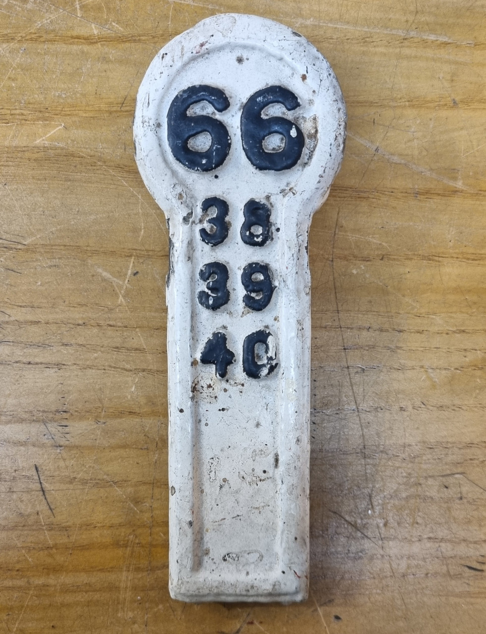 RA 7057J  L& Y R  CAST IRON SIGNAL LEVER PLATE NO 66