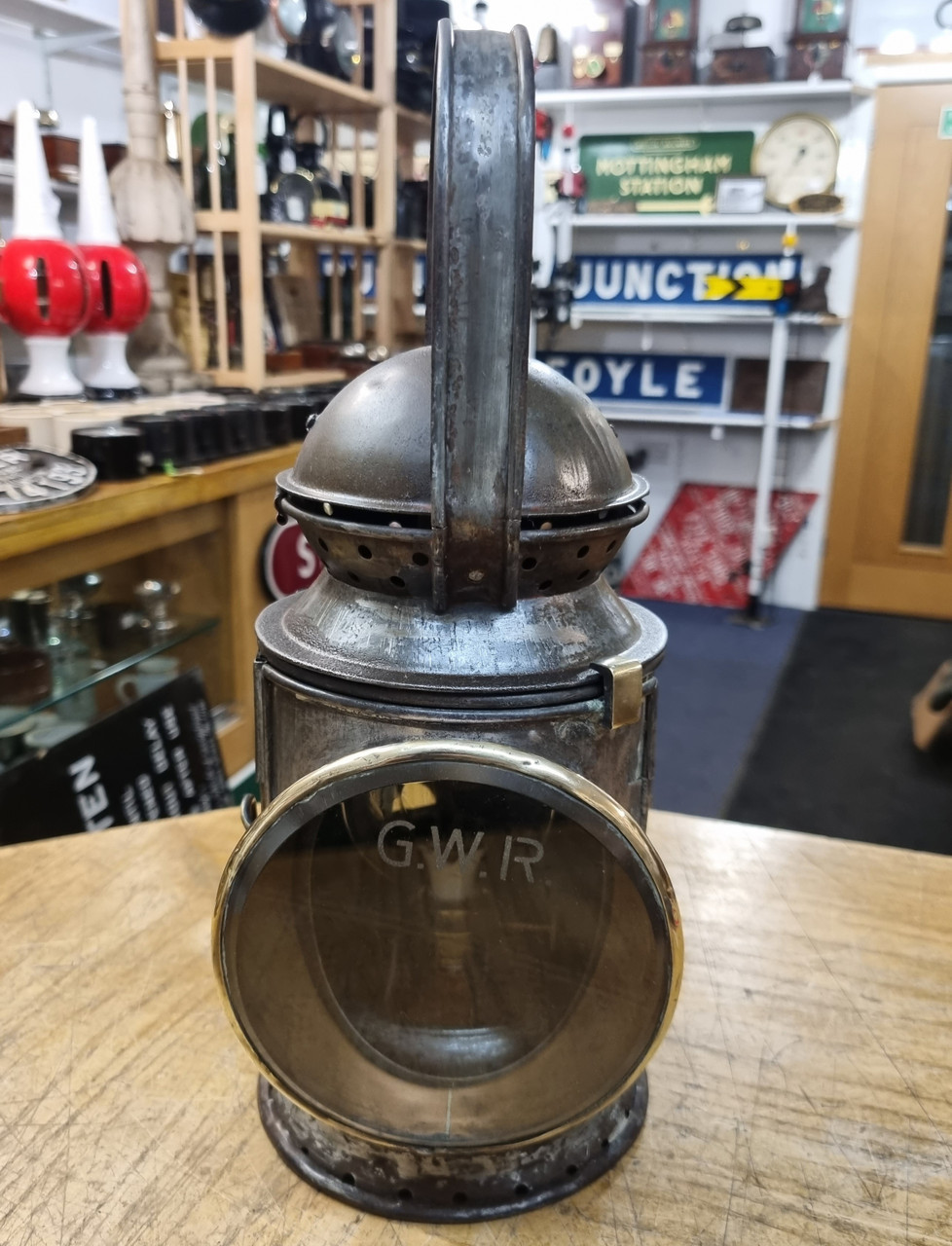 RA 7037  GREAT WESTERN RAILWAY "STEEL" TOP WARTIME HANDLAMP