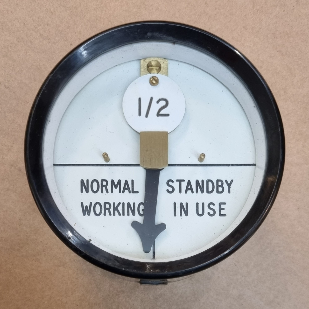 RA 7020  BR-WR BAKELITE  NORMAL / STANDBY INDICATOR