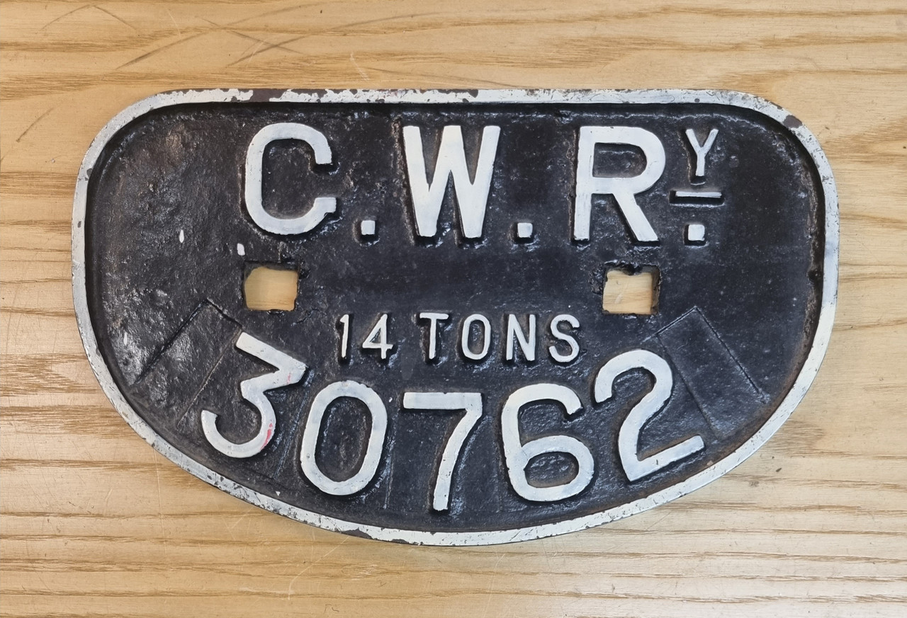 RA 7271   G.W.R. CAST IRON  WAGON PLATE FROM 14 TON BALLAST WAGON