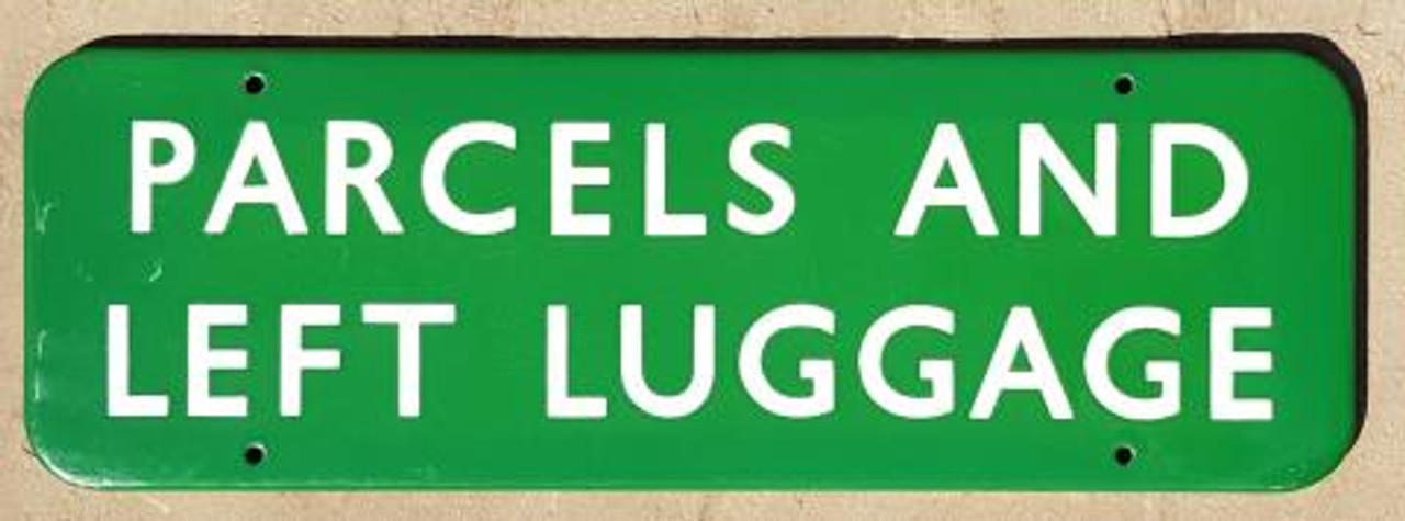 VT2124. BR S ENAMEL DOOR PLATE "PARCELS AND LEFT LUGGAGE"