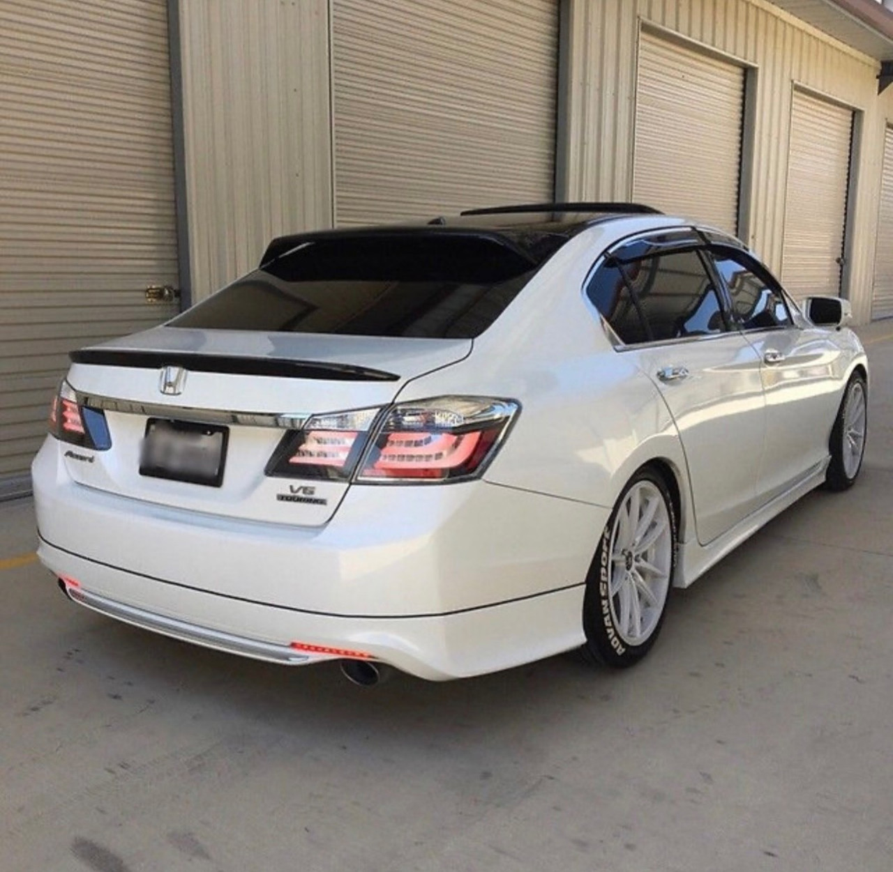 Speedzone Rear Roof Visor With Bracket Accord 4dr 2013-2017 (Square)