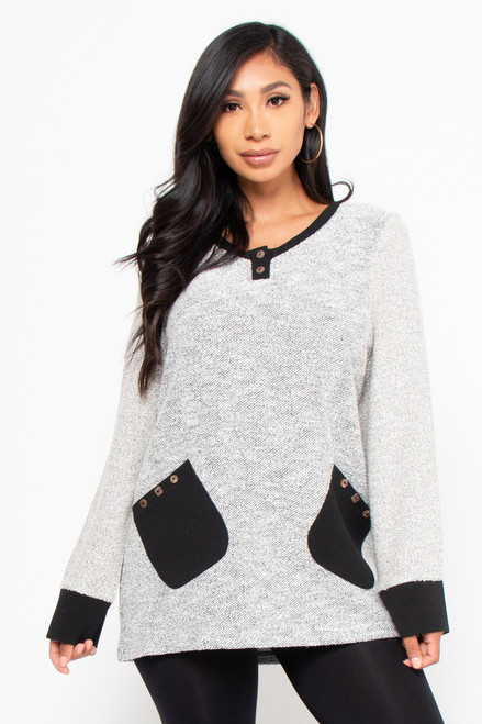 Wholesale 3055D GREY BLACK V-NECK LONG SLEEVE SWEATER WITH POCKETS