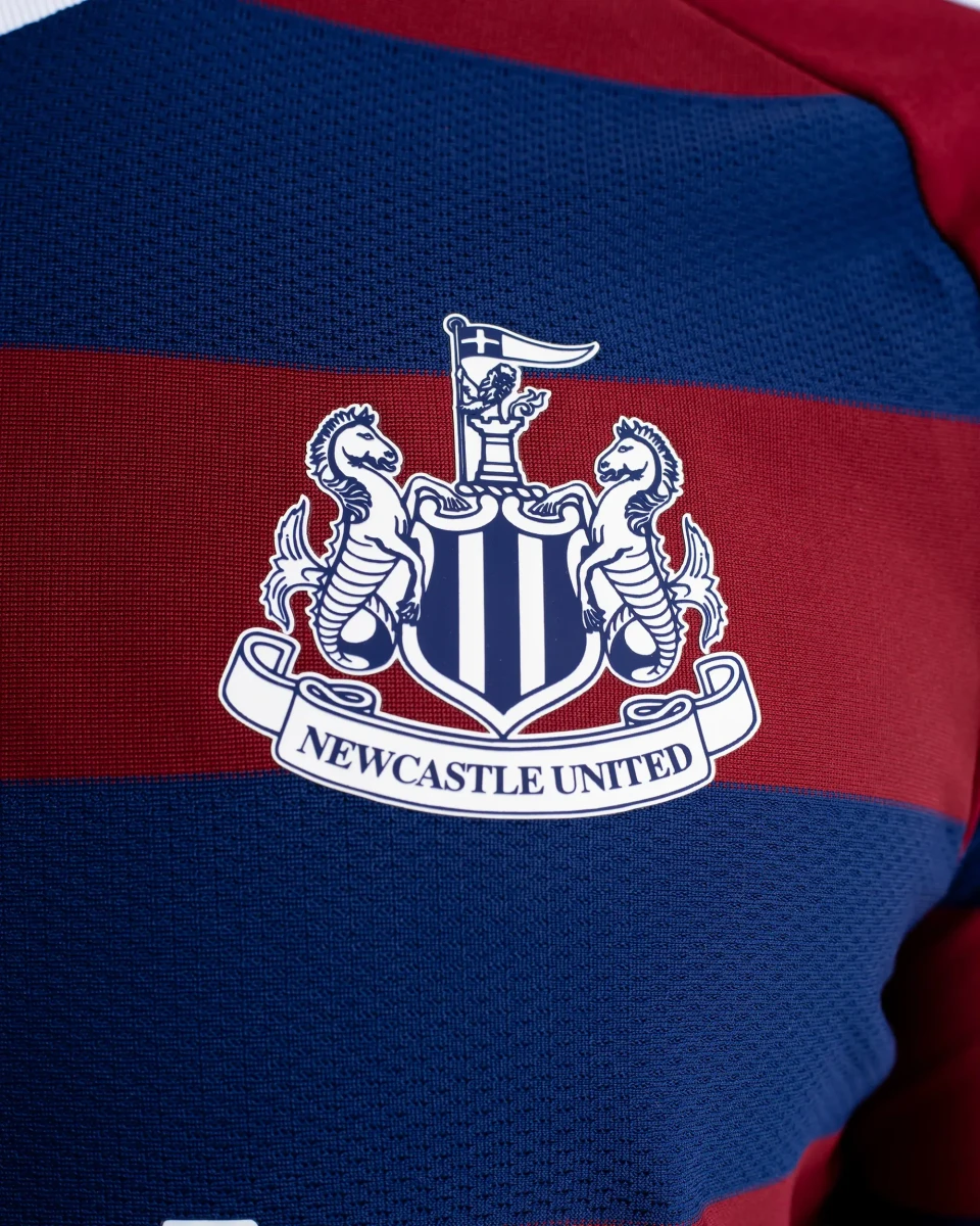 Newcastle United 24/25 Stadium Men's Away Shirt