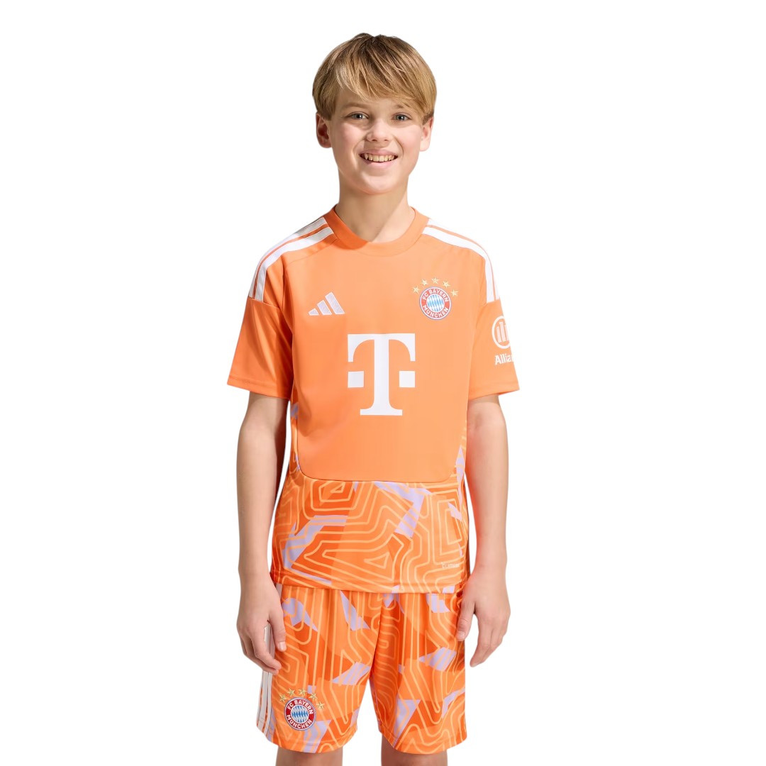 Bayern Munich 26/27 Kid's Orange Goalkeeper Set