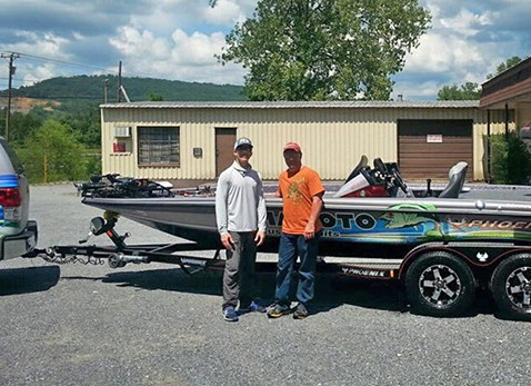 Hawk Talk - How to Get the Most Out of Your Next Guided Bass Fishing Trip