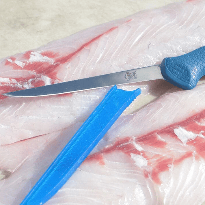6" AquaTuff™ Fillet Knife with Blade Cover