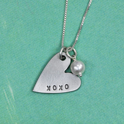 XO_Heart_Necklace_5902_550__47