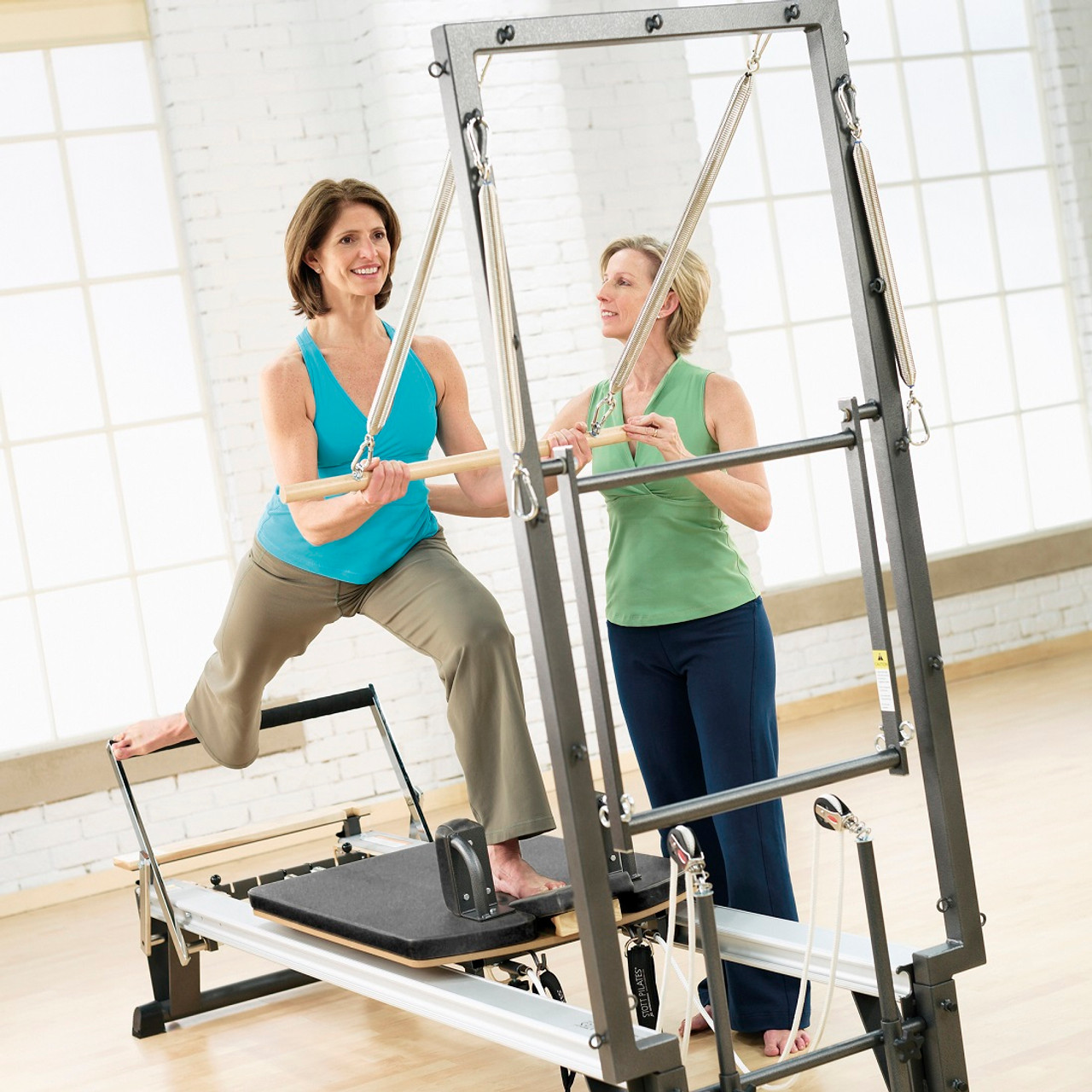 Stott Pilates by Merrithew V2 MAX PLUS Reformer with Deluxe Bundle